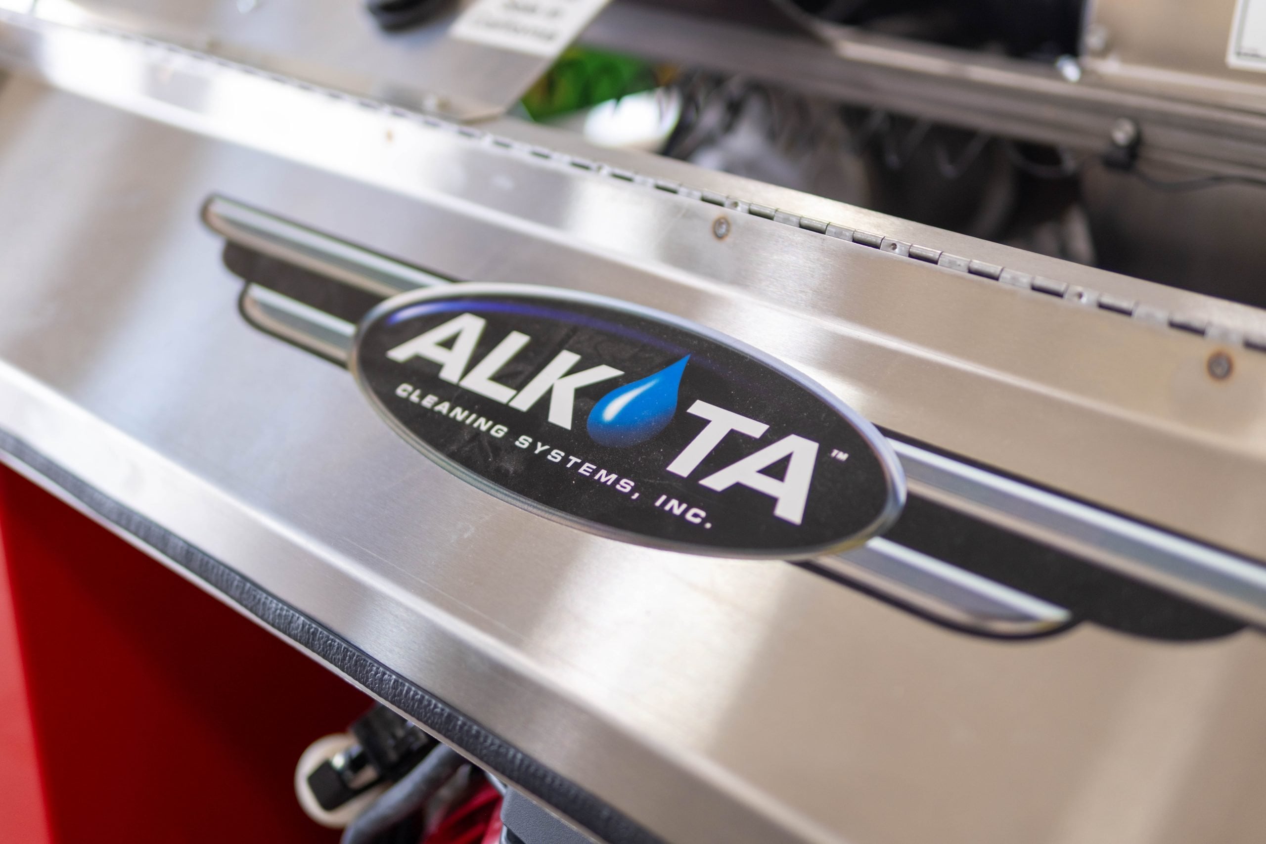 Alkota logo on pressure washer